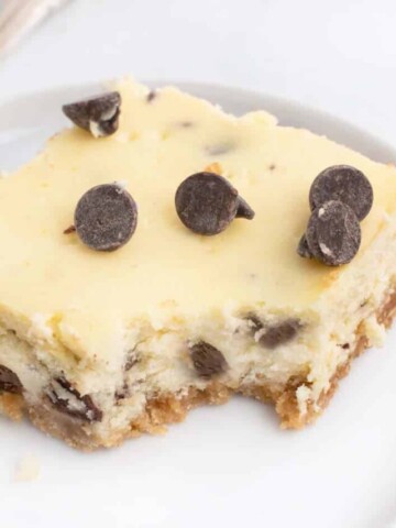 close up of chocolate chip cookie bars