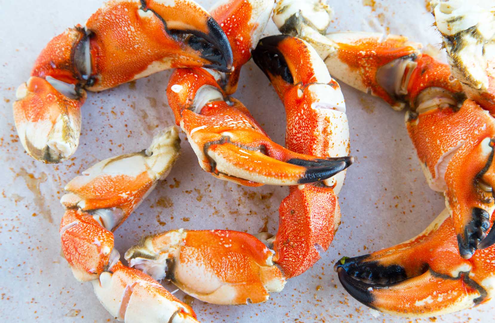 jonah-crab-claws-because-seafood-makes-you-smile-chef-dennis