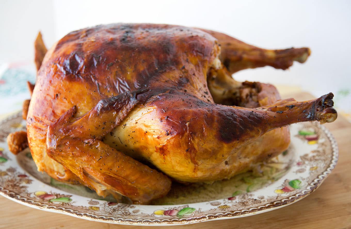 roasted turkey on a Thanksgiving platter