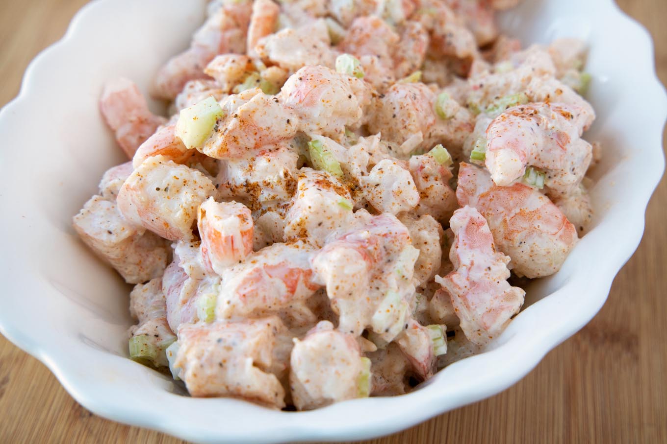 https://www.askchefdennis.com/wp-content/uploads/2020/02/shrimp-salad-in-white-bowl-10.jpg